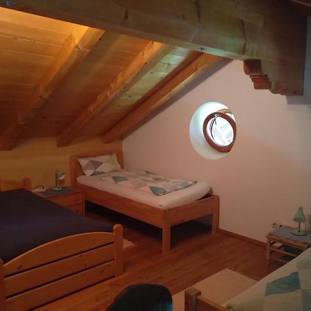 Arbeiterwohnung Entbuchner Hof Рордорф Екстер'єр фото