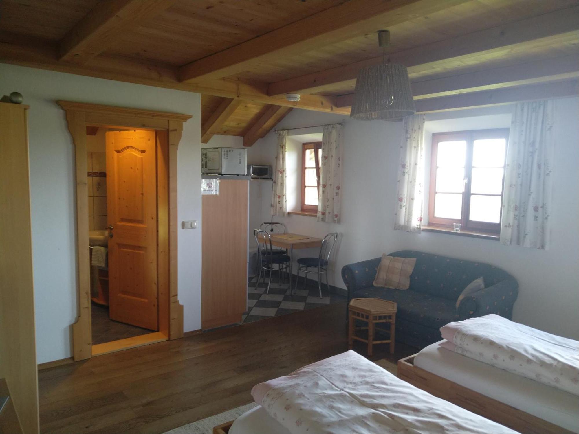 Arbeiterwohnung Entbuchner Hof Рордорф Екстер'єр фото
