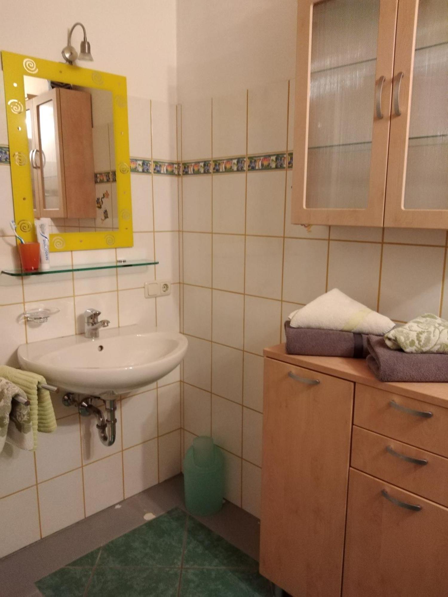 Arbeiterwohnung Entbuchner Hof Рордорф Екстер'єр фото